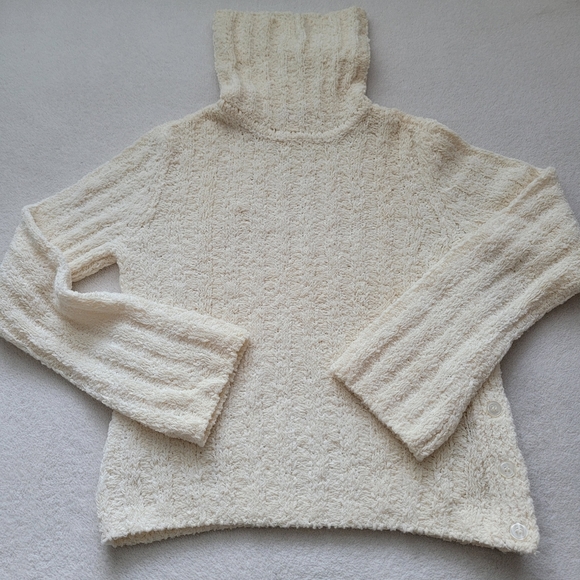 Cropped Side-Button Cream Sweater NWOT | Women's Small Turtleneck Loose Knit - Picture 11 of 16